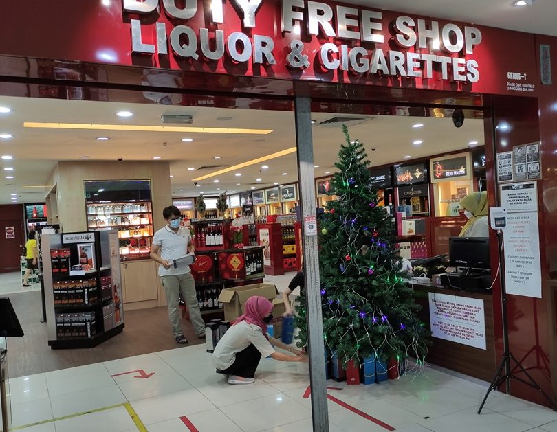 Duty Free Shop - Cenang Mall - QM 1 duty free shop cenang mall qm
