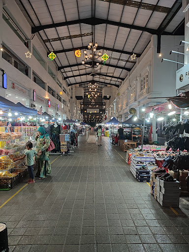 Riverfront City Night Market