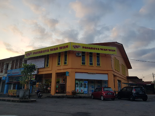 Pasaraya Wan Wan.