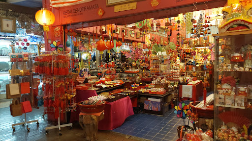 U-24 @ Central Market