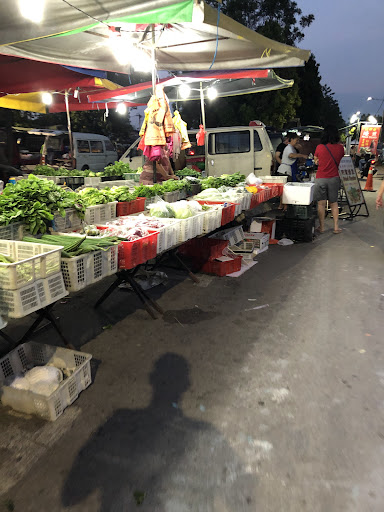 Pasar Malam Bukit Beruang