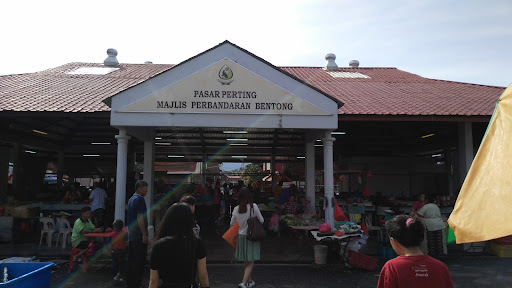 Pasar Perting
