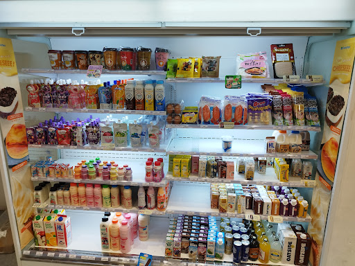 FamilyMart Pusat Perniagaan Barry Kuala Lipis