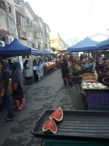 Pekan Rabu Pantai Remis