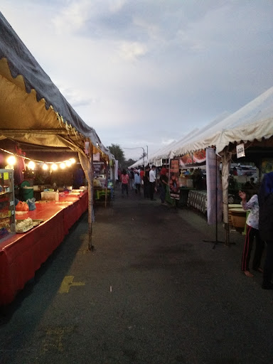 Pasar Malam Bintong