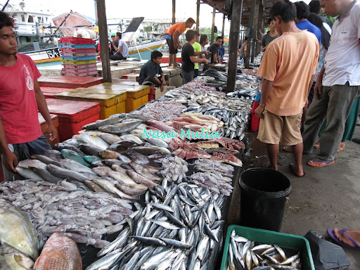 Pelabuhan kapal ikan Semporna KOSTOM