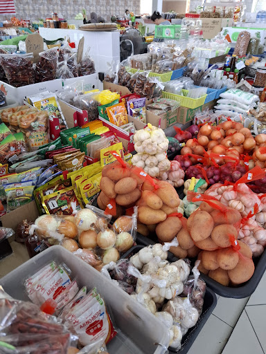 Pasar Awam Putatan.