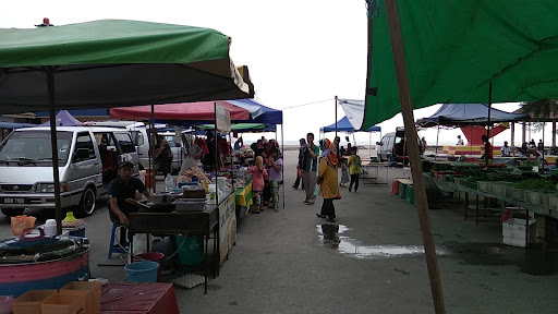 Batu Laut Night Market(Friday)