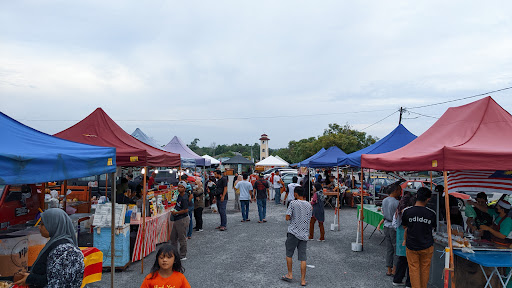 Pasar Malam Kampung Baru, Dataran Pok Leh