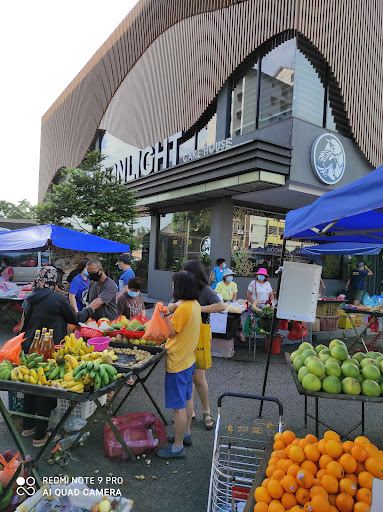Local Morning Market