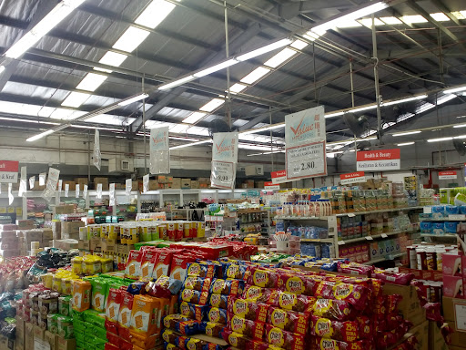 Pasaraya Value Megastore Kulai