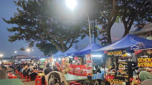 Jalan Maharani Night Market