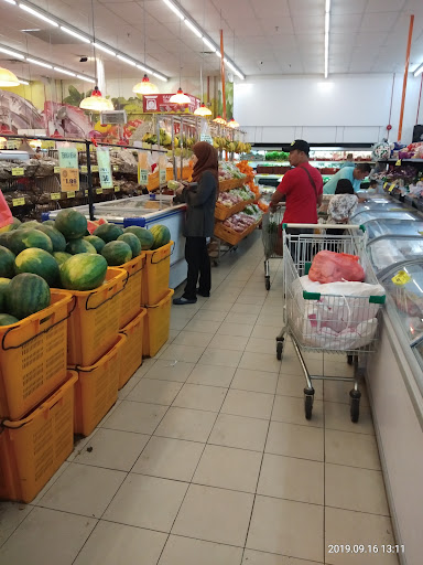 Target Supermarket (Parit Raja) Sdn Bhd