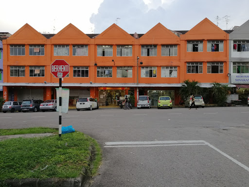 World Mart 萬馬百货超级市场