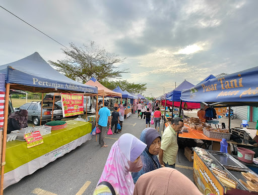 Pasar Tani Taman Wira