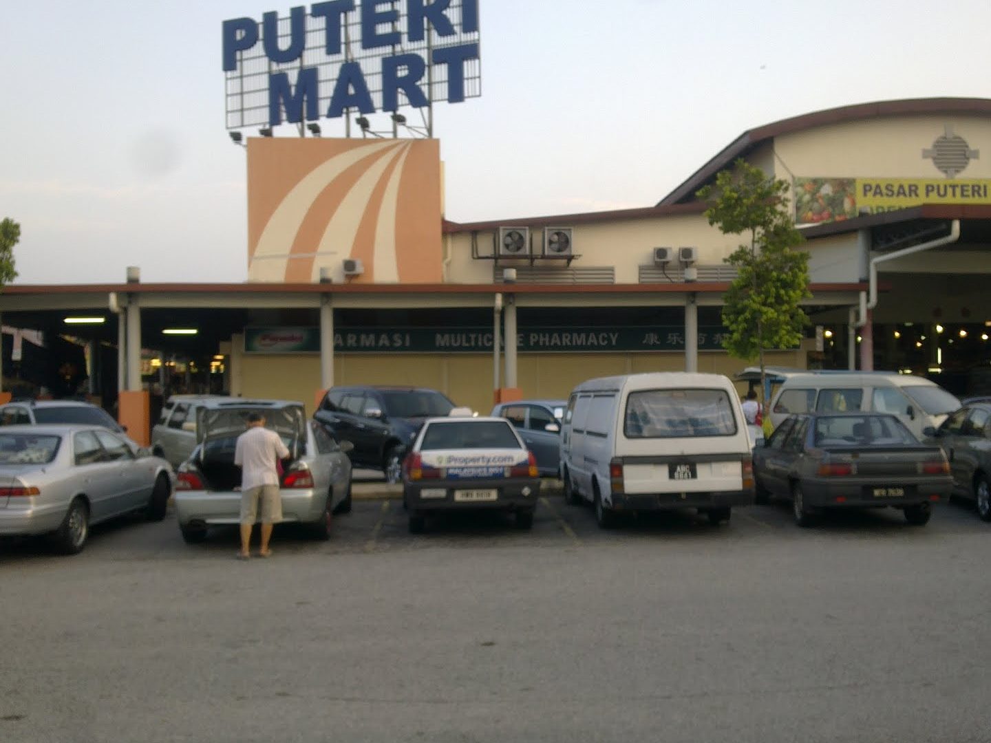 puteri mart